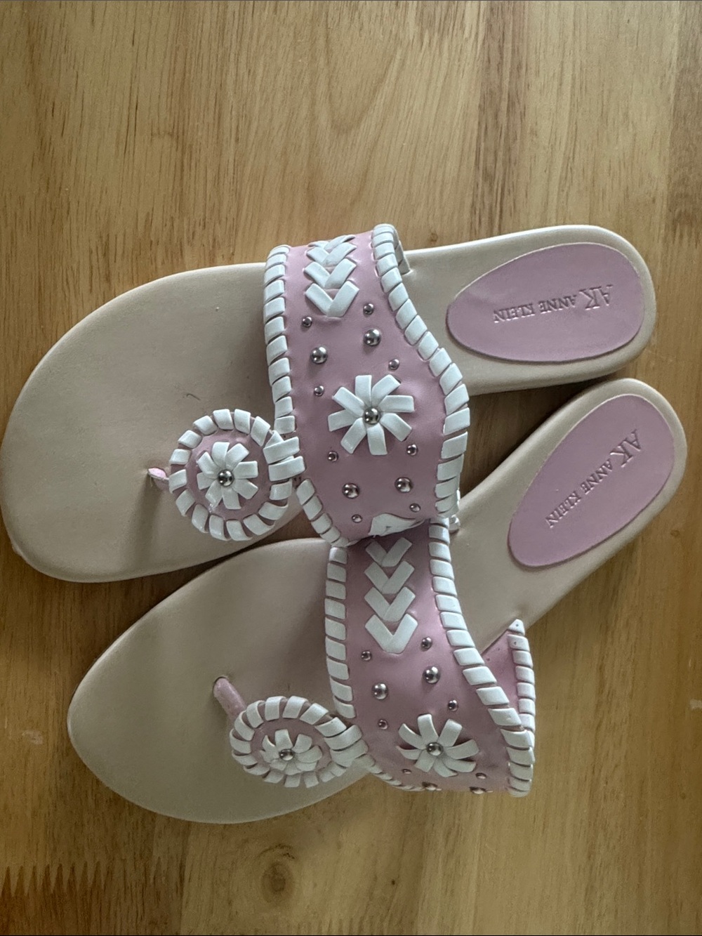 Anne Klein Pink and White Decorative Toe-Ring Sandals